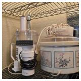 Assorted Kitchen Gadgets & Cooking