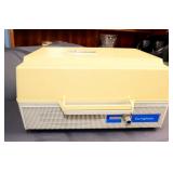 VINTAGE EMERSON SWINGMATE RECORD PLAYER