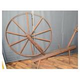ANTIQUE PRIMITIVE WOOD SPINNING WHEEL