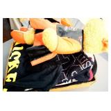 MISC LOT WITH UGA GEORGIA BEAR