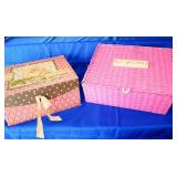 LOT WITH HOLIDAY ITEMS