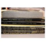 LOT WITH VINTAGE OPERA VINYL ALBUMS