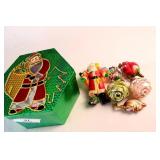 LOT WITH VINTAGE GLASS ORNAMENTS