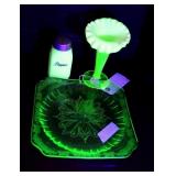 LOT WITH VINTAGE DEPRESSION URANIUM GLASS