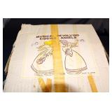 VINTAGE PAIR OF KISSING ANGELS