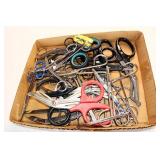 SCISSORS LOT
