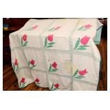 VINTAGE TULIP QUILT