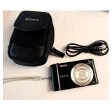 LOT WITH SONY CYBERSHOT CAMERA