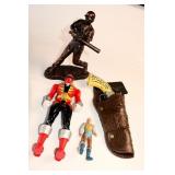 LOT WITH VINTAGE TOYS