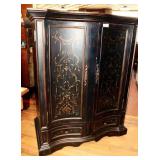 HOOKER FURNITURE ENTERTAINMENT CABINET