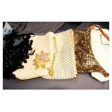 SELECTION OF RETRO PURSES