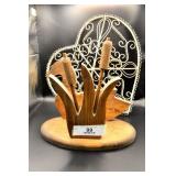 Wooden Duck Decoration And Metal Heart