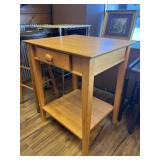 WOODEN END TABLE WITH DRAWER