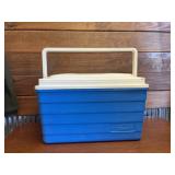 PICNIC BASKET - COOLER by IGLOO