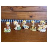 LOT OF HOMCO - PORCELAIN FIGURINES