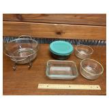 LOT OF GLASS PYREX BOWLS AND METAL STAND