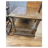 VTG. WOODEN END TABLE WITH DRAWER