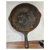 VTG. GRISWOLD CAAT IRON SKILLET #8