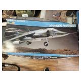 REVELL SIDDELEY HAWKER HARRIER. MODEL KIT 1:32