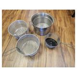 4 STRAINER POTS
