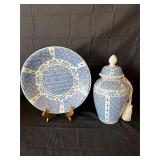 China hand-painted plate and vase (2)