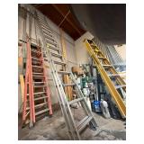 Werner 32' aluminum extension ladder