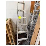 7' aluminum step ladder