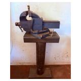 Eron No 150 Pedestal Shop Vise