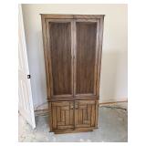 Magnavox Cabinet-Style TV w/Original Remote