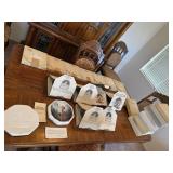 25 Commemorative Plates From The Bradford Exchange