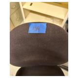Rolling office chair