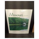 Missouri: Simply Beautiful Hardcover