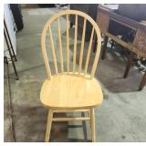 Wood Spindle-Back Dining Chair