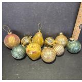 10 Decorative Glass Ornaments