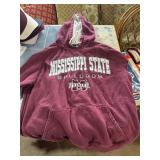 Mississippi State hoodie small