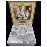 Grandeur Noel Porcelain Snowman Family in Box
