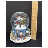 Vintage White Christmas Snowglobe Snowmen