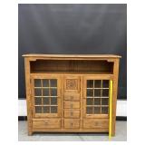 Vintage Lexington Country West Oak Cabinet