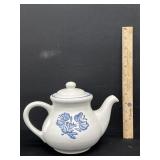 Vintage Pfaltzgraff Yorktowne Stoneware Teapot