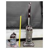 Professional Shark Vacuum W. Extra Tank