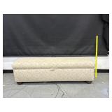 Hardwood Lined End of Bed Storage Blanket Bench