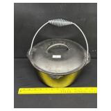 Lodge Cast Iron Dutch Oven W/ Spiral Bail Handle