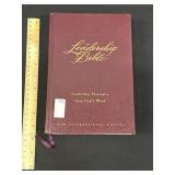 New The Leadership Bible New International Version
