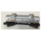 Lionel No. 6465 Silver Tank Car with Original Box