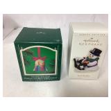 Hallmark Keepsake Ornaments Set: Mom and Dad Porce