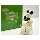 Department 56 Walt Disney Showcase Collection Snow