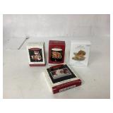 2Hallmark Keepsake Ornaments Collection (4 Pieces)