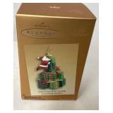 Hallmark Keepsake Ornament ï¿½The Opening Gameï¿½ Gold