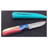 Damascus Steel Knife With Multicolor Handle and Te