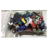 Large Assorted Lot of Toy Vehicles Packed in 10ï¿½18